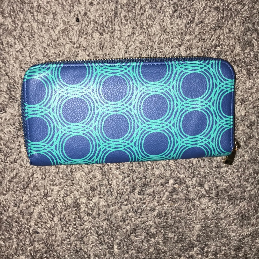 blue wallet